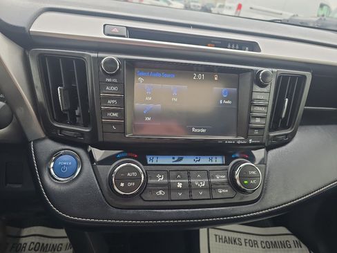 Used 2018 Toyota RAV4 XLE image 24