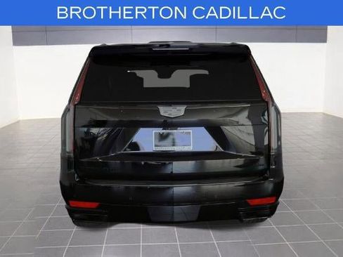 Certified 2023 Cadillac Escalade Sport Platinum w/ LPO, ONYX Package AWD/4WD image 5