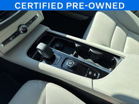 Certified 2023 Volvo XC90 B5 Core w/ Protection Package Premier AWD/4WD image 13