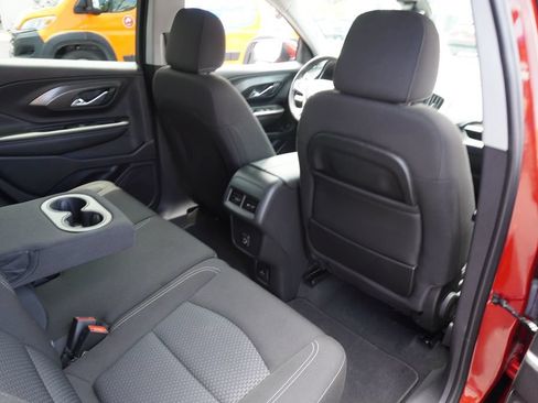 Certified 2023 GMC Terrain SLE w/ Driver Convenience Package FWD image 10