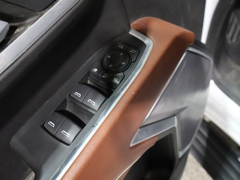 Used 2024 GMC Sierra 2500 Denali Ultimate image 18