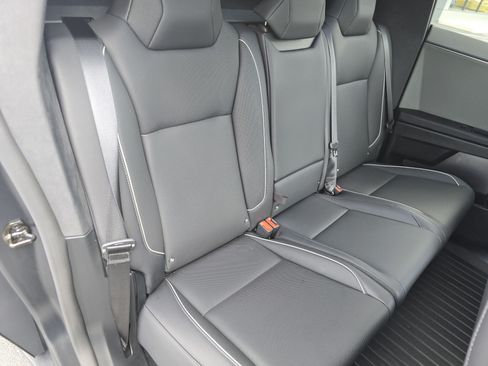 Used 2024 Tesla Cybertruck AWD Crew Cab image 20