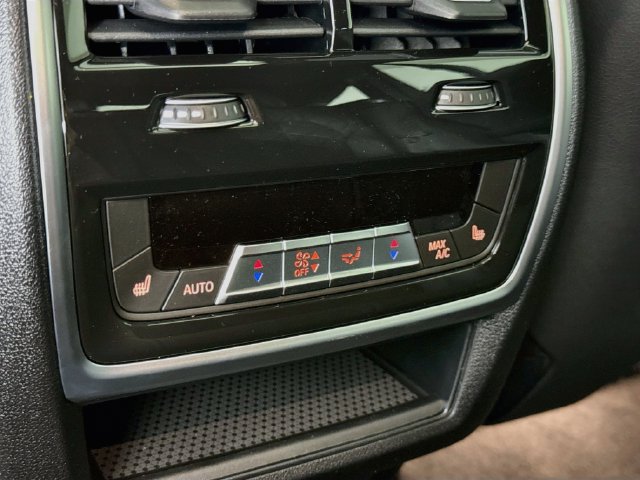 New 2027 BMW X6 xDrive40i AWD/4WD image 27
