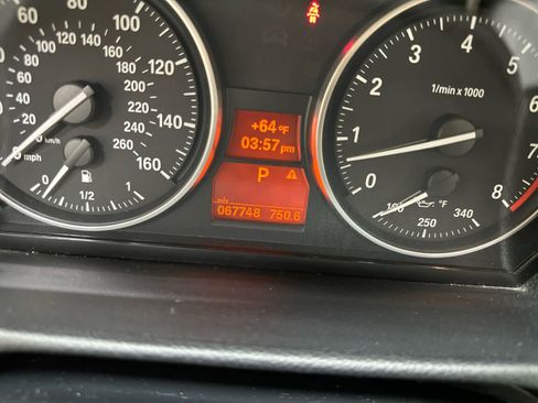 Used 2009 BMW 335i xDrive Coupe image 16