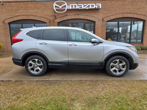 Used 2018 Honda CR-V EX image 2