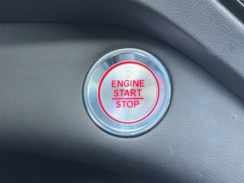 Certified 2025 Acura RDX SH-AWD image 25