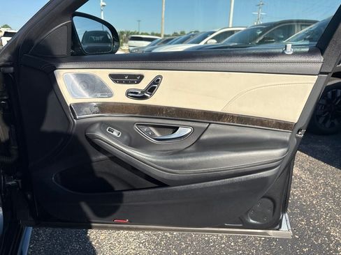 Used 2018 Mercedes-Benz S 560 Sedan image 49