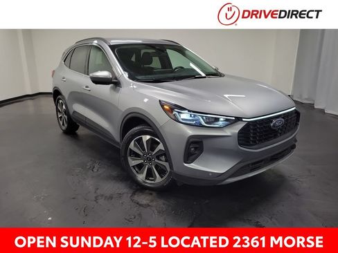 Used 2024 Ford Escape Platinum AWD/4WD image 1