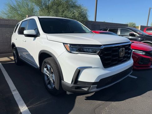 Certified 2023 Honda Pilot EX-L image 5