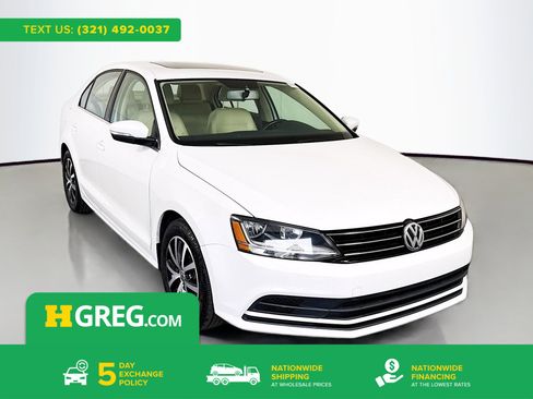 Used 2017 Volkswagen Jetta SE image 1