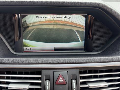 Used 2013 Mercedes-Benz E 350 Sedan image 26