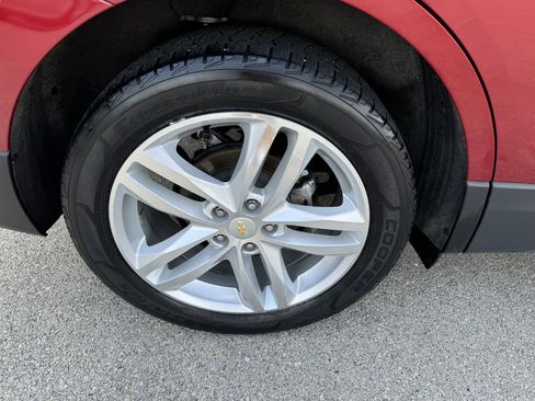 Used 2019 Chevrolet Equinox Premier image 10