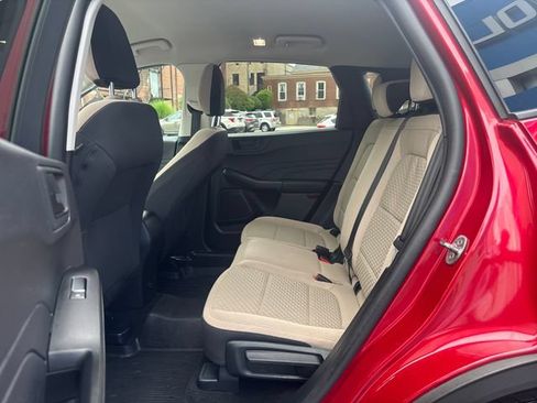 Used 2022 Ford Escape SE AWD/4WD image 21