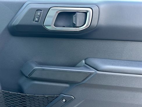 New 2025 Ford Bronco Outer Banks w/ Sasquatch Package image 18