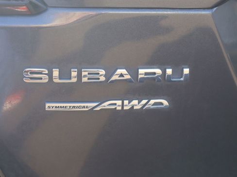 Used 2021 Subaru Outback Premium image 6