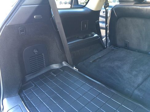 Used 2019 Nissan Pathfinder SL AWD/4WD image 33