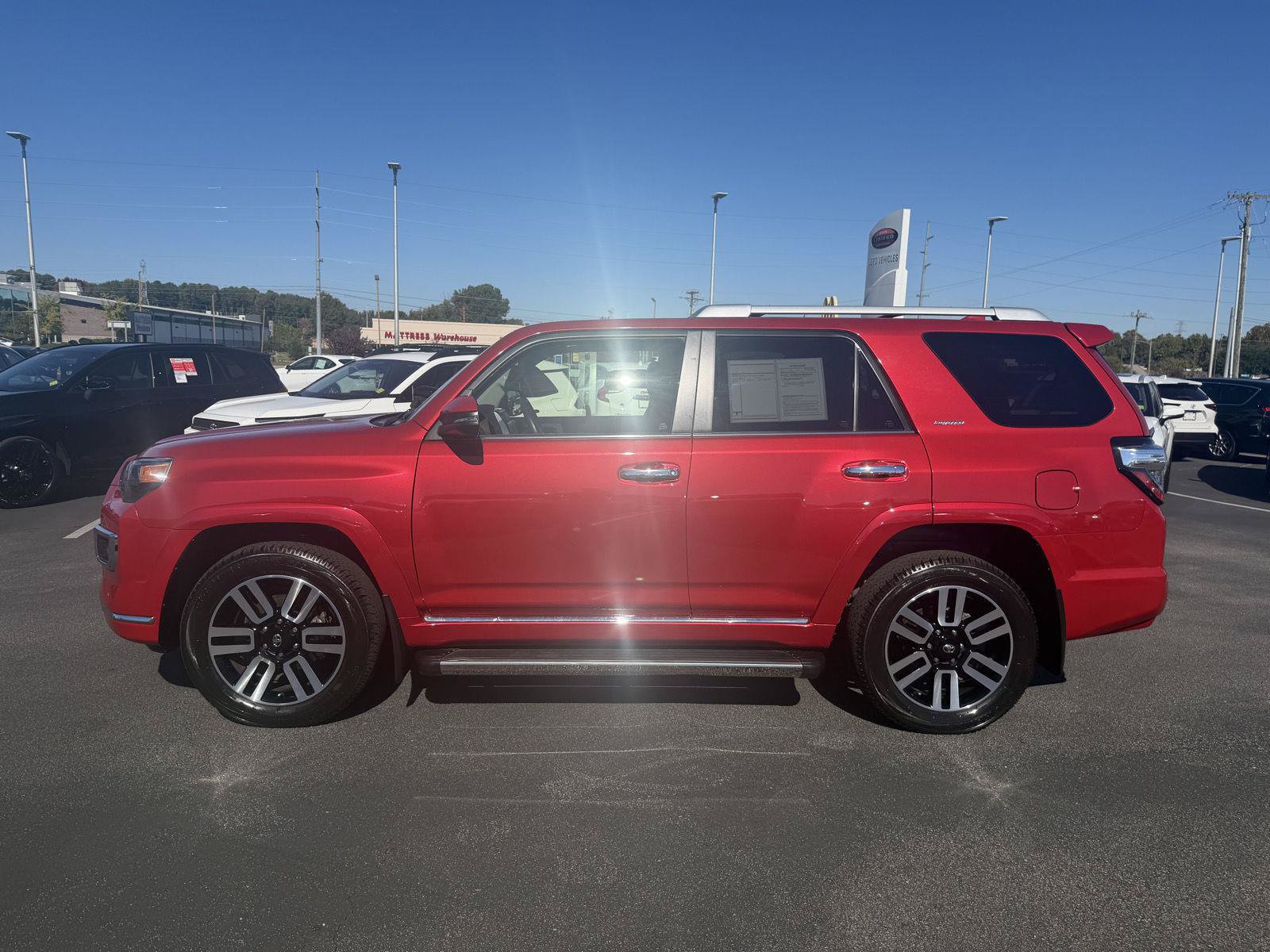 Used 2023 Toyota 4Runner Limited AWD/4WD image 8