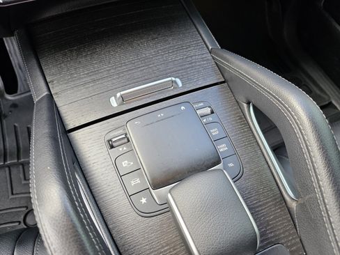 Used 2022 Mercedes-Benz GLS 450 4MATIC image 29