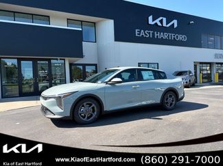 New 2026 Kia K4 FWD video 1