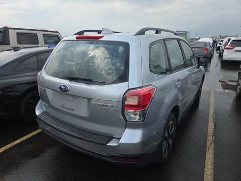 Used 2017 Subaru Forester 2.5i w/ Alloy Wheel Package AWD/4WD image 5