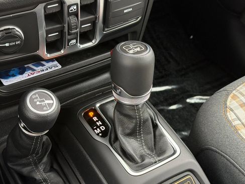 New 2026 Jeep Gladiator Sport AWD/4WD image 24