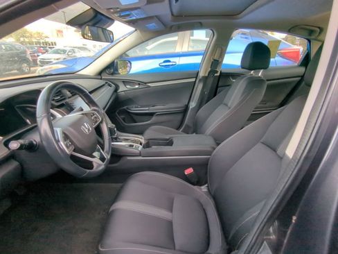 Used 2019 Honda Civic EX image 6