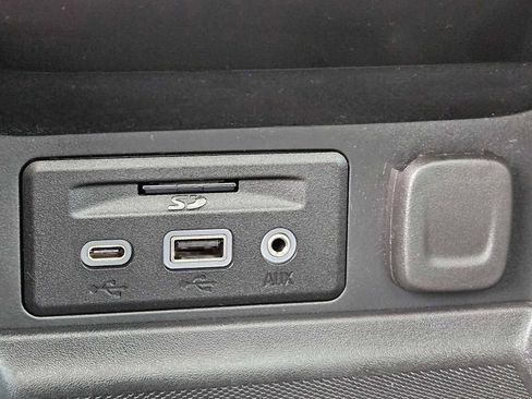 Used 2022 GMC Terrain AT4 w/ Infotainment Package II image 31