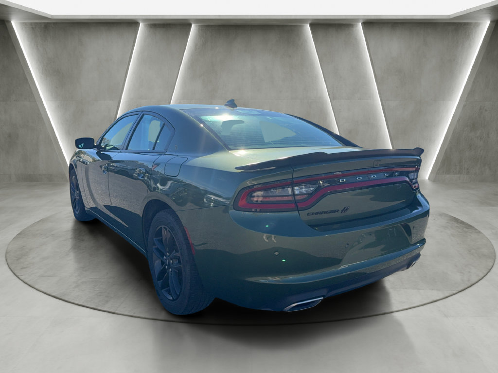 Used 2019 Dodge Charger SXT w/ Plus Group AWD/4WD image 3
