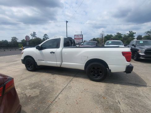 Used 2019 Nissan Titan S RWD image 36