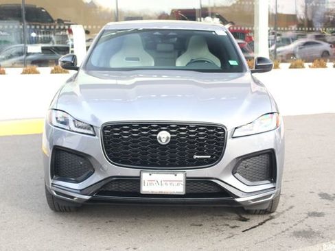 Used 2025 Jaguar F-PACE R-Dynamic S image 8