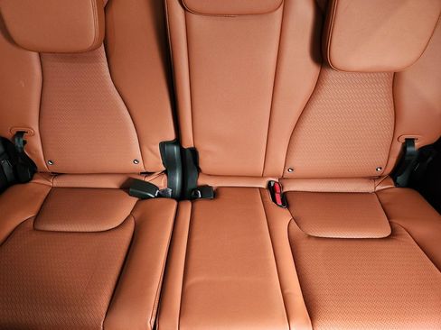 Used 2025 Kia Carnival SX Prestige FWD image 30