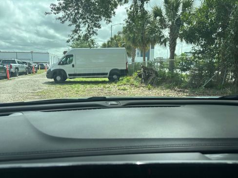 Used 2025 Buick Encore GX Preferred image 17