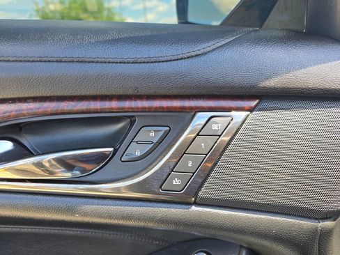 Used 2018 Cadillac CTS Luxury RWD image 28