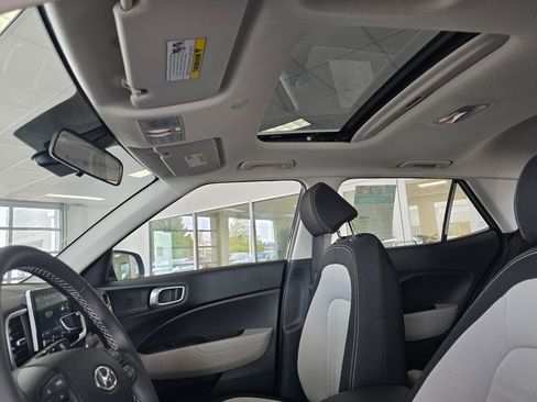 New 2026 Hyundai Venue SEL FWD image 16