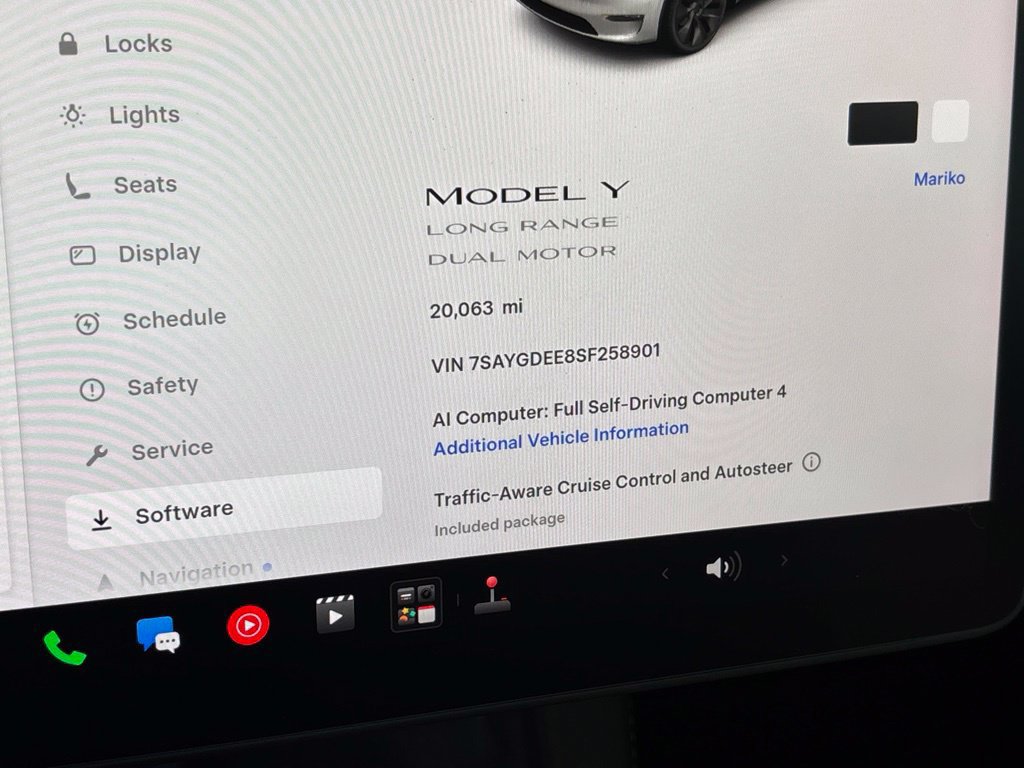 Used 2025 Tesla Model Y Long Range AWD/4WD image 29