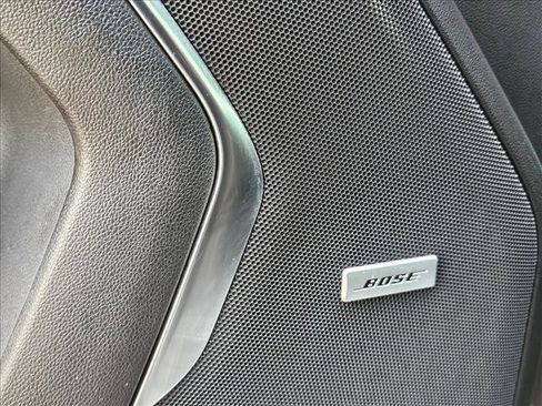 Used 2024 Chevrolet Suburban Z71 w/ Luxury Package image 11