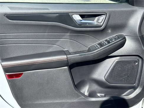 New 2025 Ford Escape ST-Line image 15