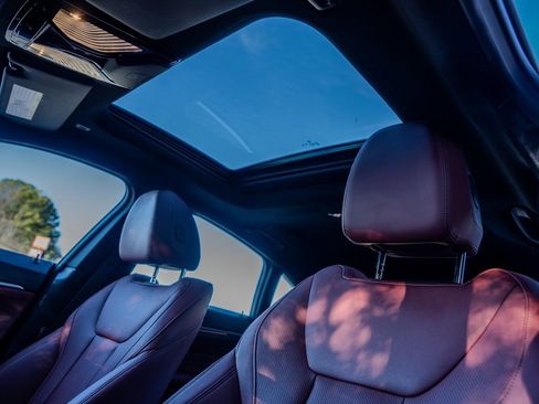 Used 2024 BMW i4 eDrive35 w/ Premium Package image 17