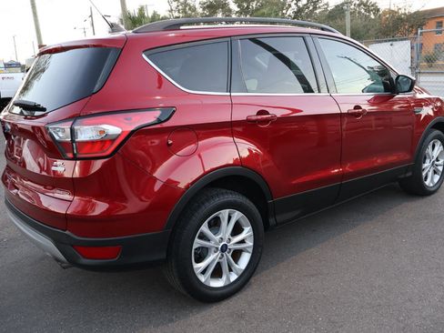 Used 2018 Ford Escape SEL w/ Ford Safe & Smart Package FWD image 5