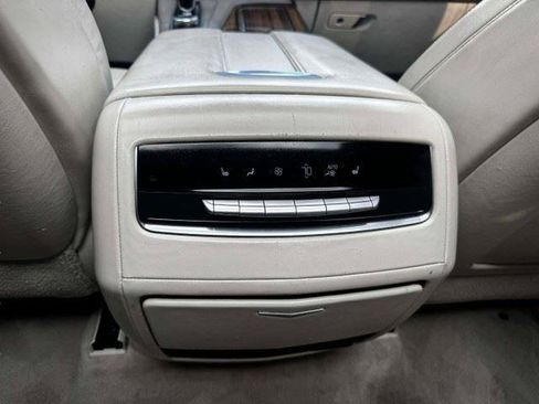 Used 2021 Cadillac Escalade Premium Luxury Platinum AWD/4WD image 55