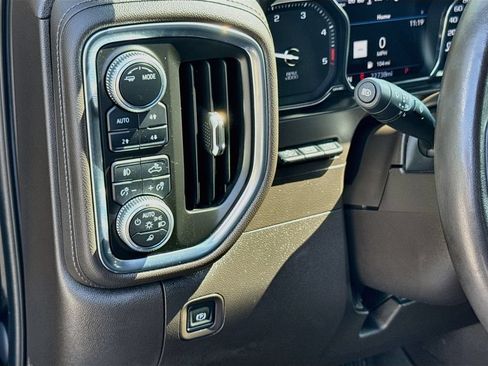 Used 2020 GMC Sierra 3500 Denali w/ Denali Ultimate Package AWD/4WD image 10