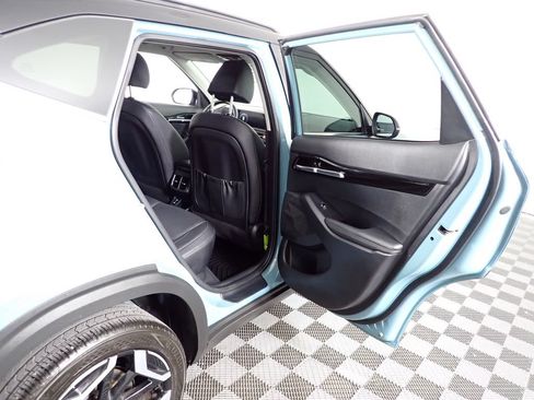 Used 2025 Kia Seltos SX AWD/4WD image 30