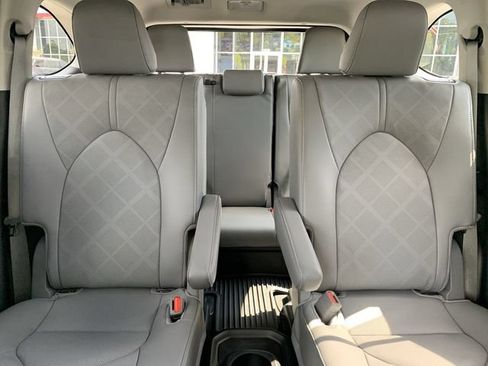 Certified 2026 Toyota Highlander Platinum AWD/4WD image 32