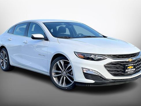 Certified 2022 Chevrolet Malibu LT image 1