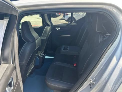 Used 2023 Volvo XC40 Recharge Ultimate AWD/4WD image 20