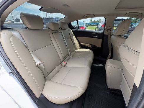 Used 2016 Acura ILX FWD image 25