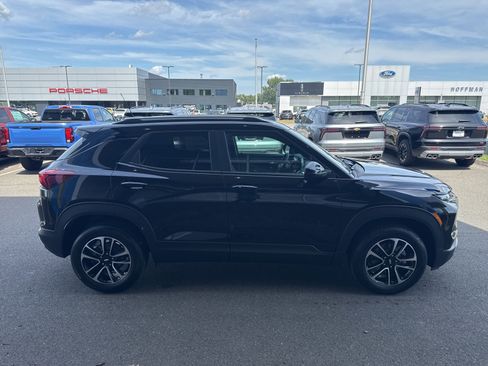 New 2025 Chevrolet TrailBlazer LT w/ Convenience Package image 5