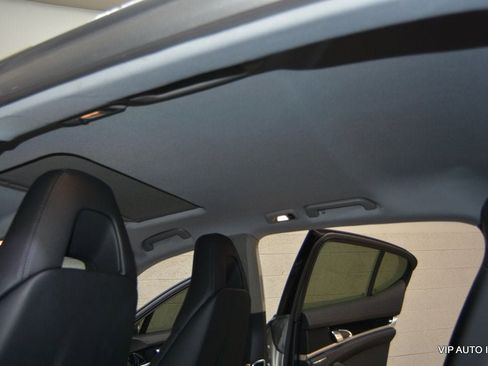 Used 2011 Porsche Panamera 4 AWD/4WD image 21