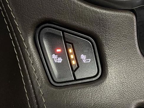 Used 2017 Chevrolet Tahoe LT image 11