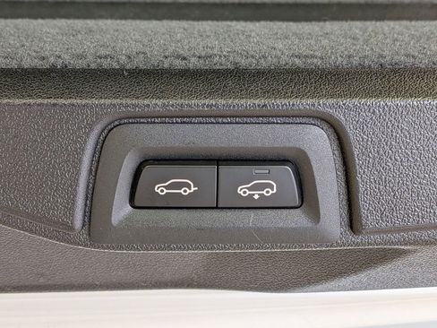 Used 2020 BMW X7 M50i AWD/4WD image 35